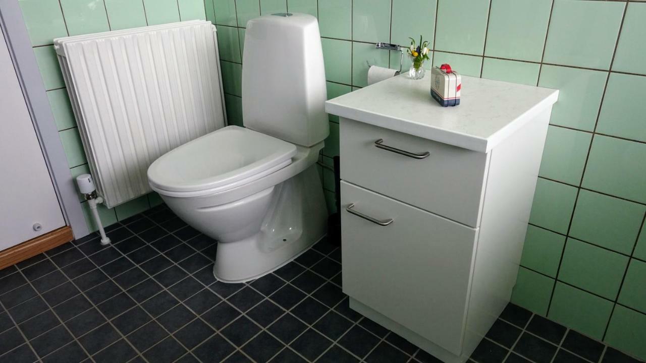 2 Rooms, Private Kitchen, Bathroom, And Garden. Århus 外观 照片
